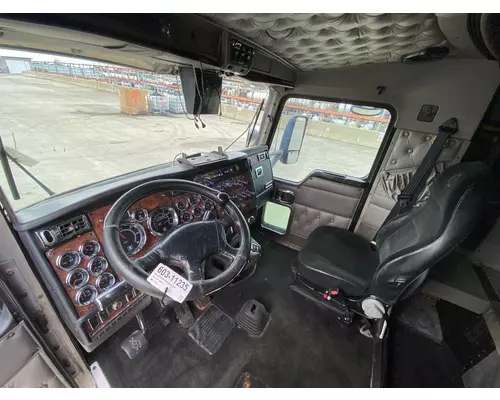 KENWORTH T600 Cab