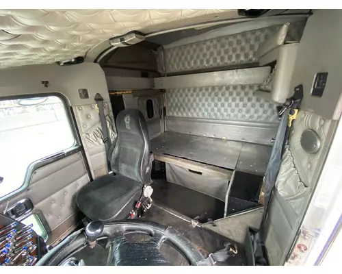 KENWORTH T600 Cab