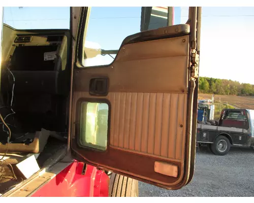 KENWORTH T600 Door Assembly, Front