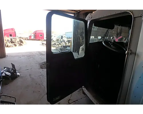 KENWORTH T600 Door Assembly, Front