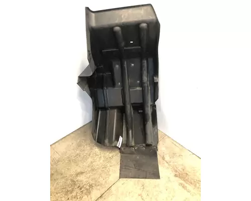 KENWORTH T600 Fender Extension