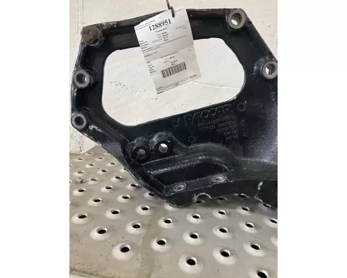 KENWORTH T600 Frame Horn