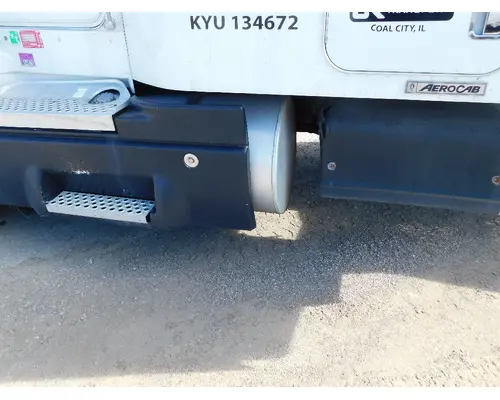 KENWORTH T600 Hood Closeout Panel 114