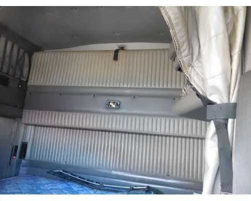 KENWORTH T600 Hood Closeout Panel 114