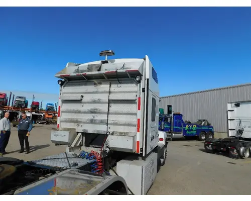 KENWORTH T600 Hood Closeout Panel 114