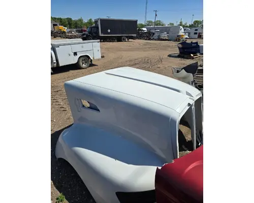 KENWORTH T600 Hood 