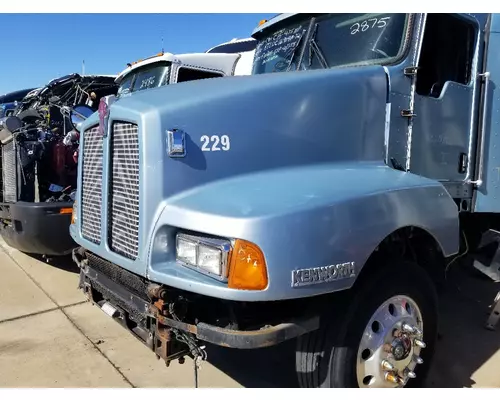 KENWORTH T600 Hood