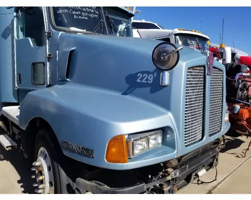 KENWORTH T600 Hood