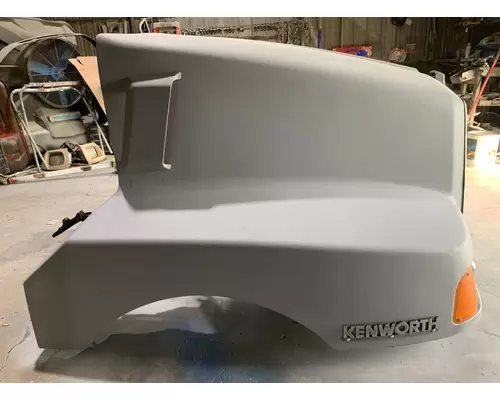 KENWORTH T600 Hood