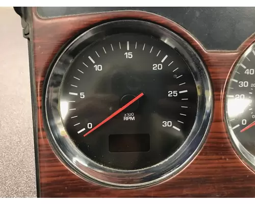 KENWORTH T600 Instrument Cluster
