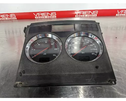 KENWORTH T600 Instrument Cluster