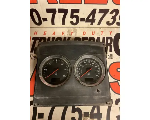KENWORTH T600 Instrument Cluster