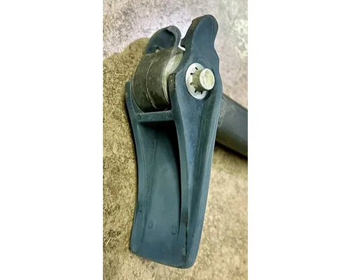 KENWORTH T600 Latches and Locks