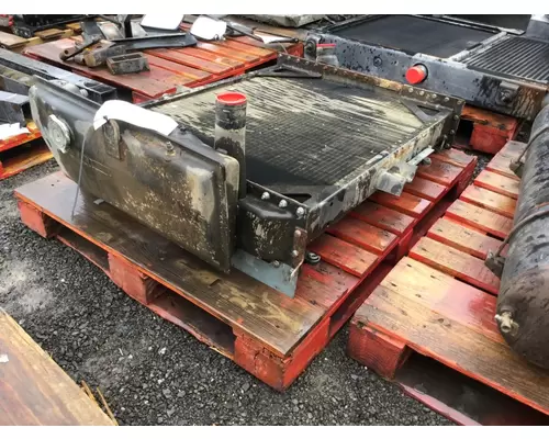 KENWORTH T600 RADIATOR ASSEMBLY