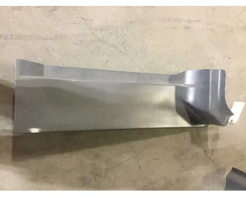 KENWORTH T600 ROCKER PANEL 