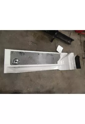 KENWORTH T600 Side Fairing