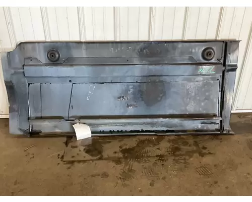 KENWORTH T600 Skirt