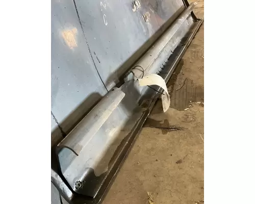 KENWORTH T600 Skirt
