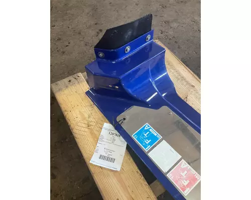 KENWORTH T600 Skirt