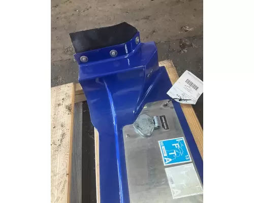 KENWORTH T600 Skirt
