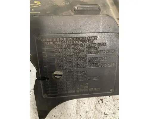 KENWORTH T600 Sleeper Cabinets