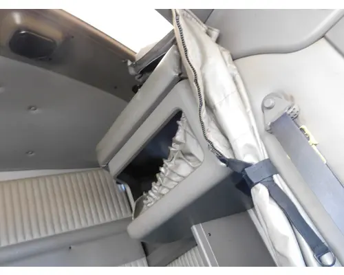 KENWORTH T600 Step