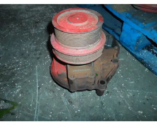 KENWORTH T600 Water Pump