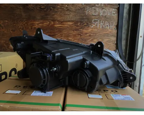 KENWORTH T660 2007-2017 HEADLAMP ASSEMBLY
