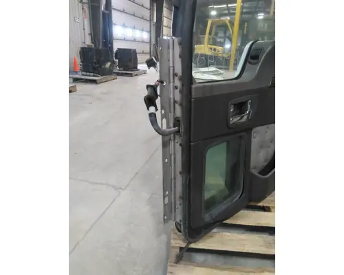 KENWORTH T660 2008-2018 DOOR ASSEMBLY, FRONT