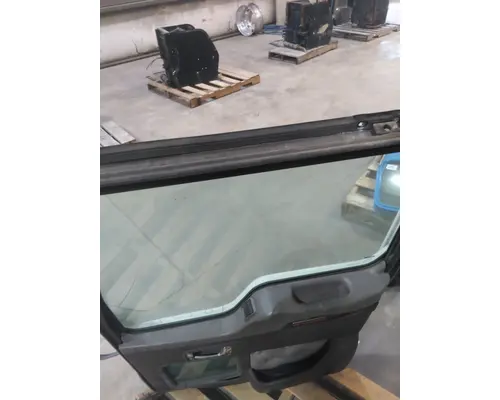 KENWORTH T660 2008-2018 DOOR ASSEMBLY, FRONT