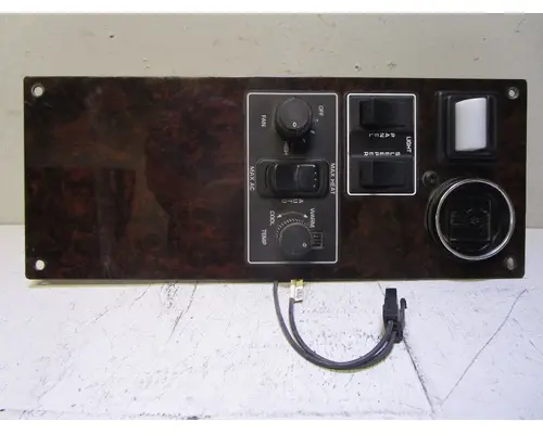 KENWORTH T660-Sleeper_F21-1010 AC Control