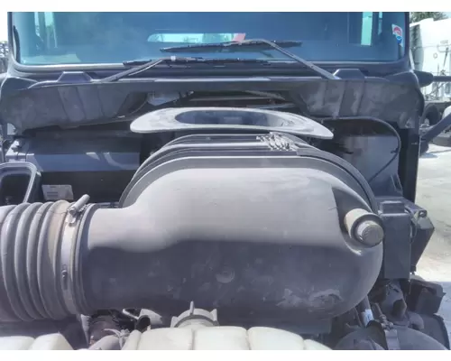 KENWORTH T660 AIR CLEANER