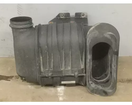 KENWORTH T660 AIR CLEANER