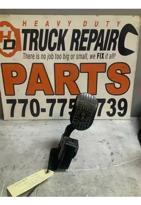 KENWORTH T660 Accelerator Parts