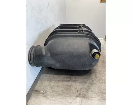 KENWORTH T660 Air Cleaner
