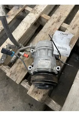 KENWORTH T660 Air Conditioner Compressor