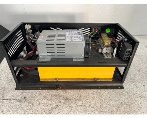 KENWORTH T660 Auxillary Power Unit