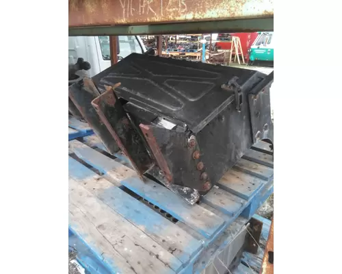 KENWORTH T660 BATTERY BOX