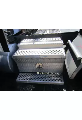 KENWORTH T660 BATTERY BOX