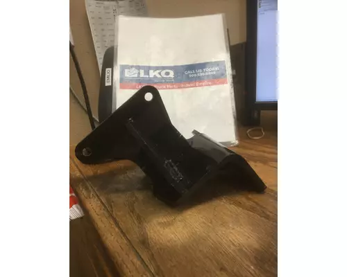 KENWORTH T660 BUMPER BRACKET
