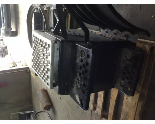 KENWORTH T660 Battery Tray