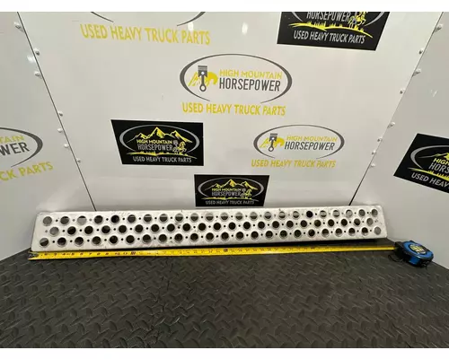 KENWORTH T660 Body Parts, Misc.