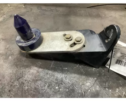 KENWORTH T660 Brackets, Misc