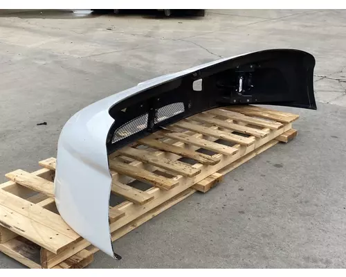 KENWORTH T660 Bumper Assembly, Front