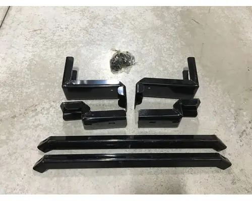 KENWORTH T660 Bumper Assembly, Front