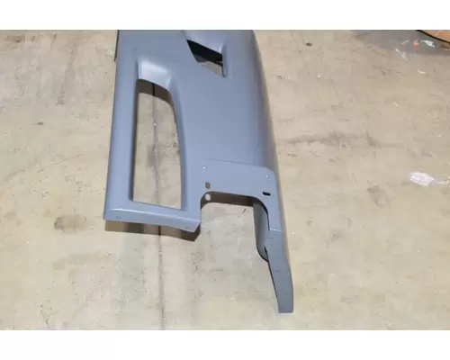 KENWORTH T660 Bumper End Section