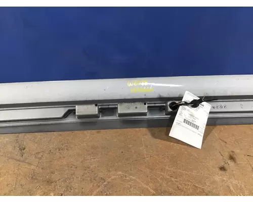 KENWORTH T660 CAB CLIP