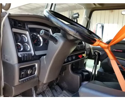 KENWORTH T660 CAB CLIP