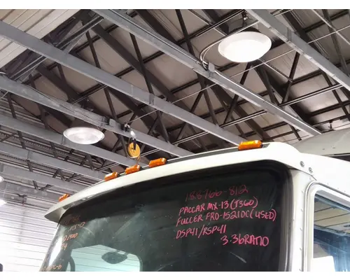 KENWORTH T660 CAB CLIP