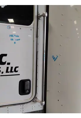 KENWORTH T660 CAB HANDLE